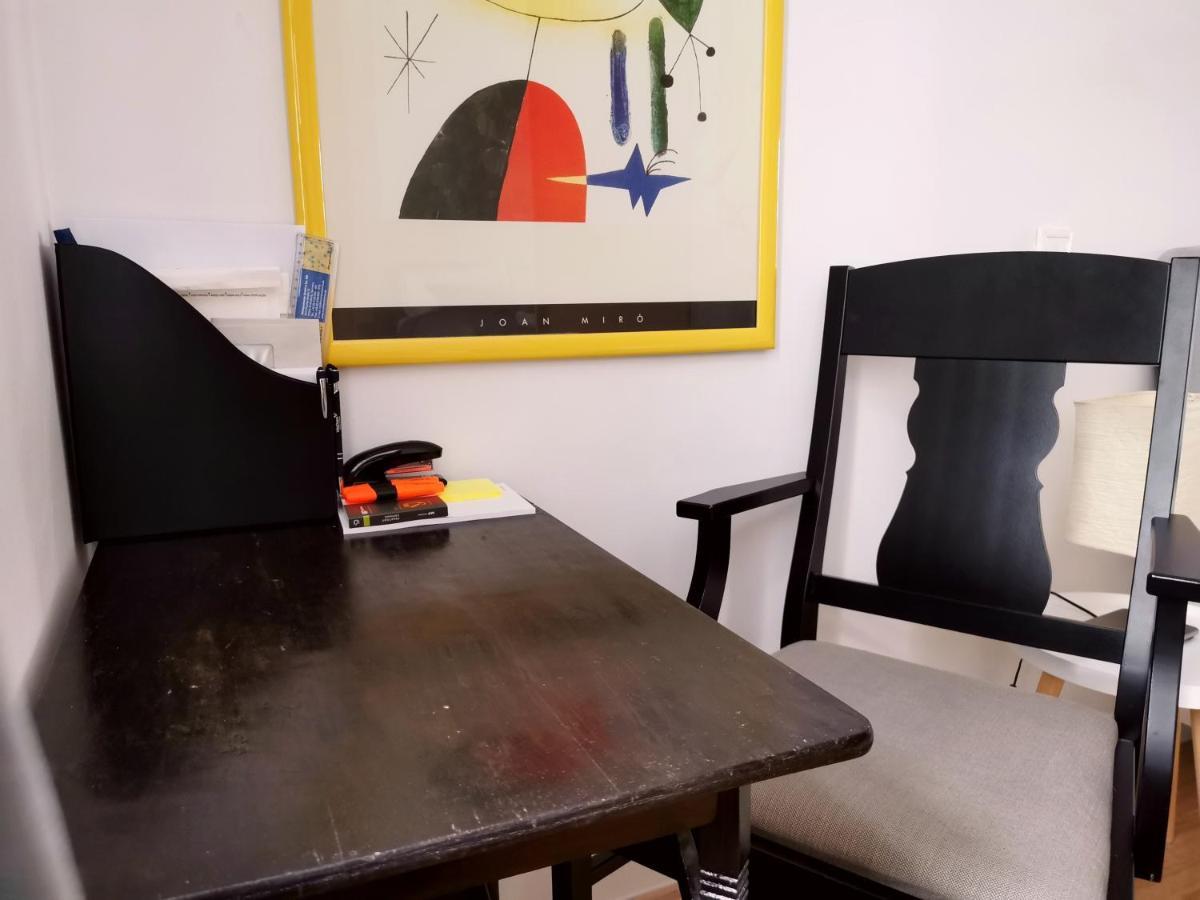Cozyhome The Castle Apartment - Spacious, Quiet, High Ceiling 布拉迪斯拉发 外观 照片